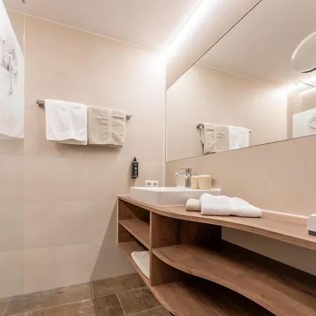 Laendle Hotel Damuels